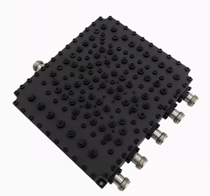  万源双频三频四频五频腔体合路器4G+5G